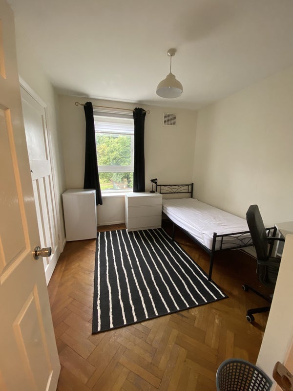 Room Haddo Street in Greater London