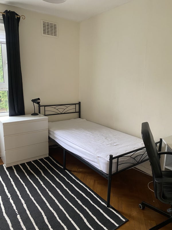 Room Haddo Street in Greater London