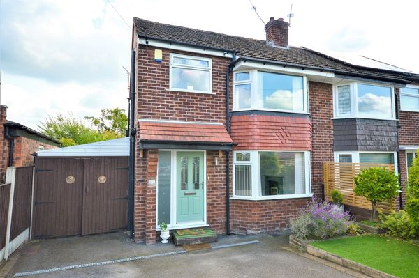 House Gillbent Road in Cheadle Hulme