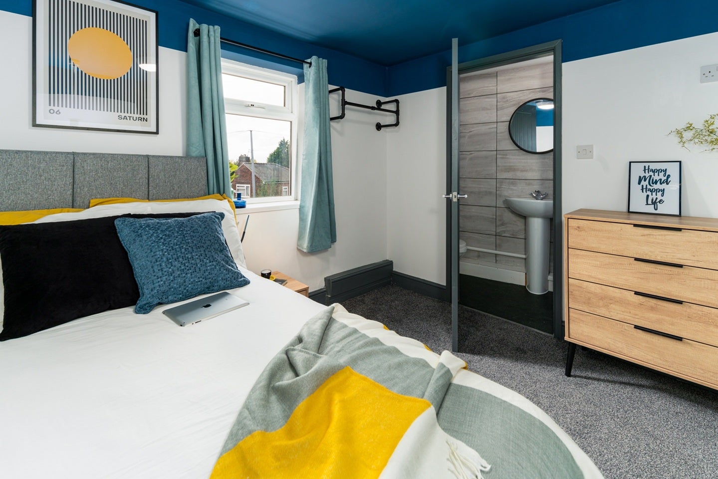 Room Chorley Road in Salford