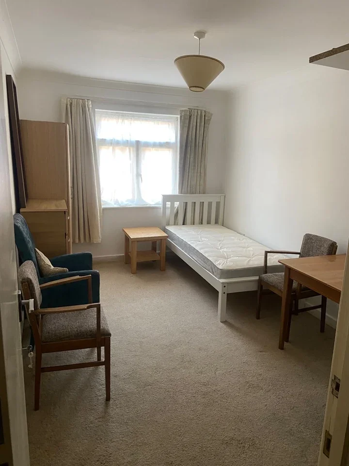 Room Wansdown Place in Greater London