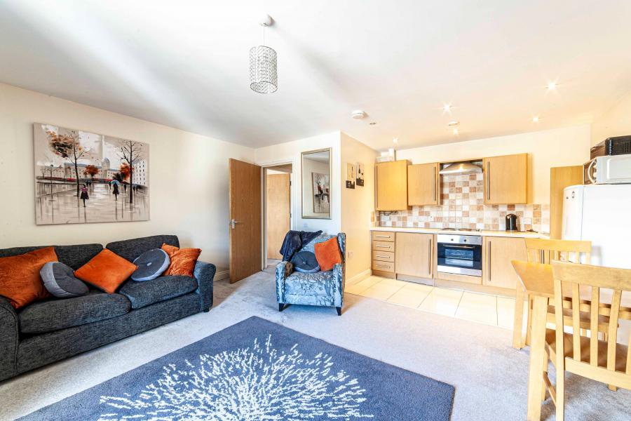 Flat Stamford Road in Tameside