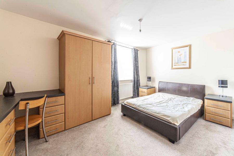 Flat Stamford Road in Tameside
