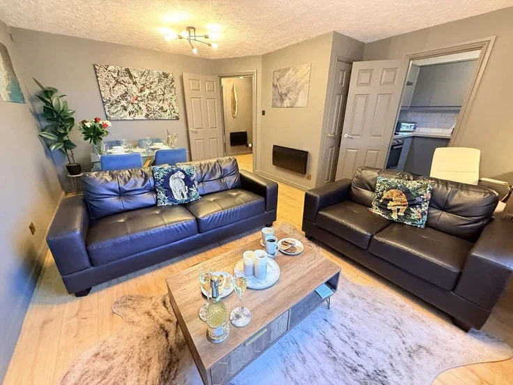 Flat Frances Havergal Close in Royal Leamington Spa