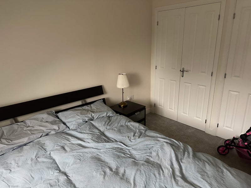 Room Charles Howell Drive in Greater London