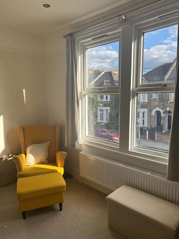 Room Sistova Road in Greater London