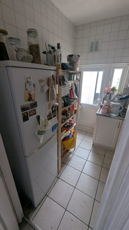 Room St Norbert Road in Greater London