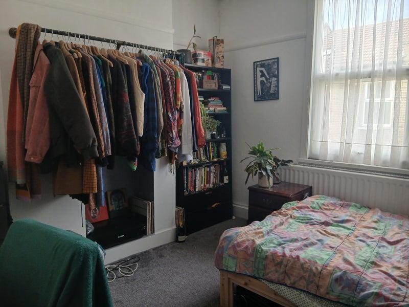 Room St Norbert Road in Greater London