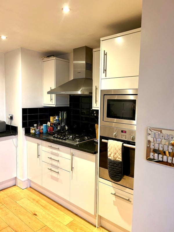 Room Acton Mews in Greater London