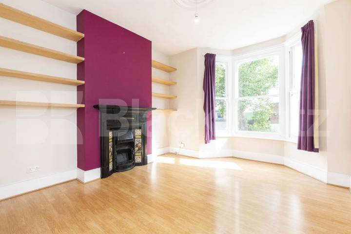 Flat Park Road in Greater London
