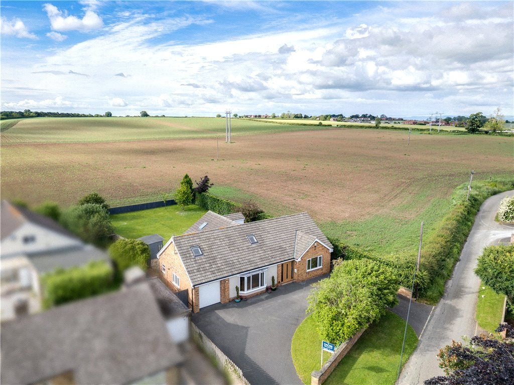 House Skelton Road in Aldborough
