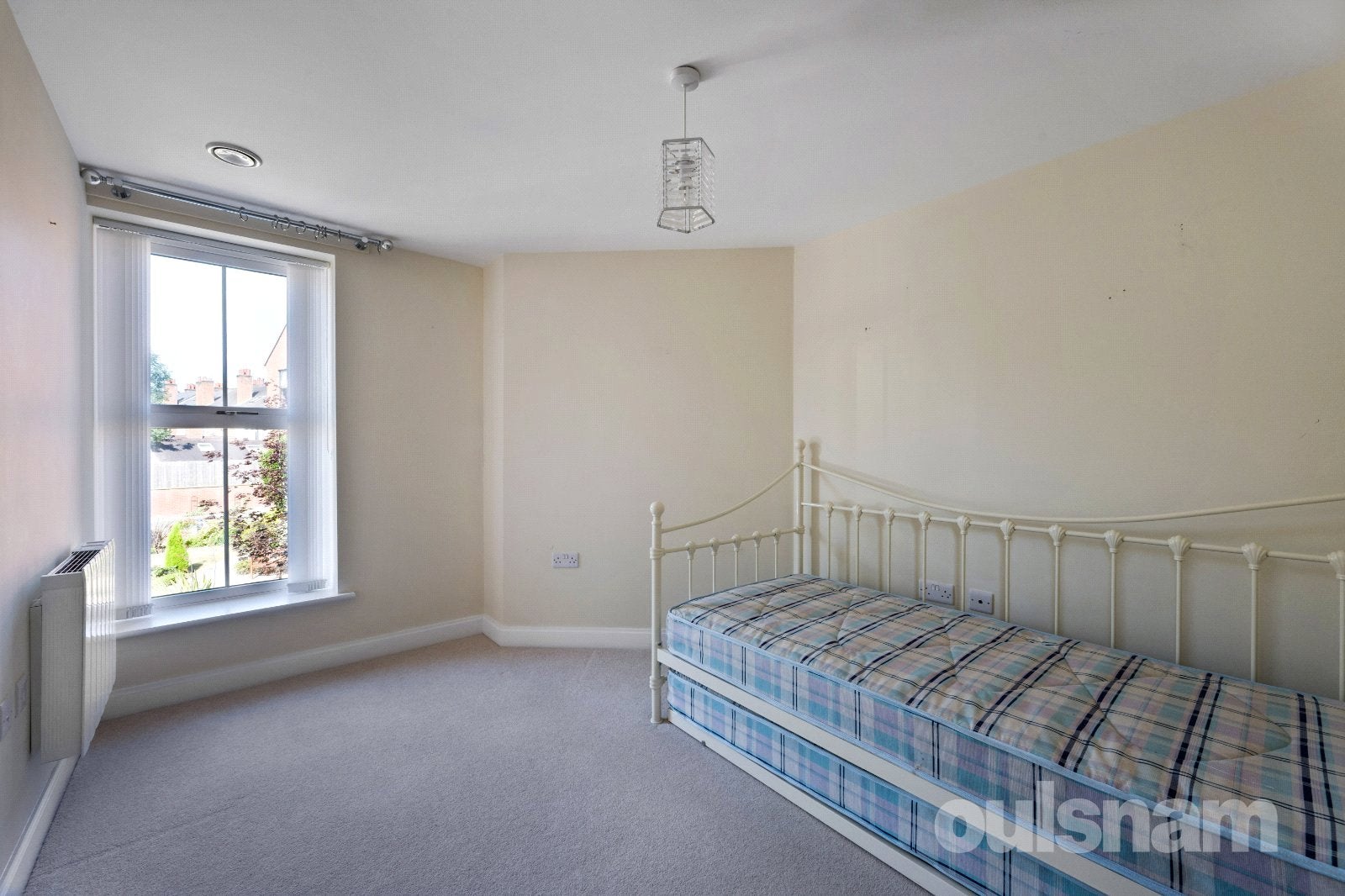 Flat Clive Road in Redditch