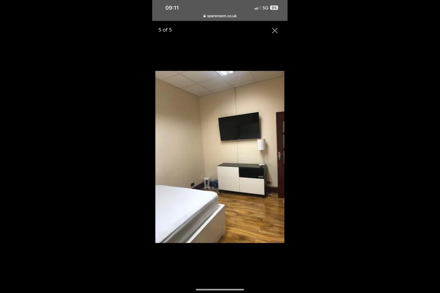 Room Romford Road in Greater London