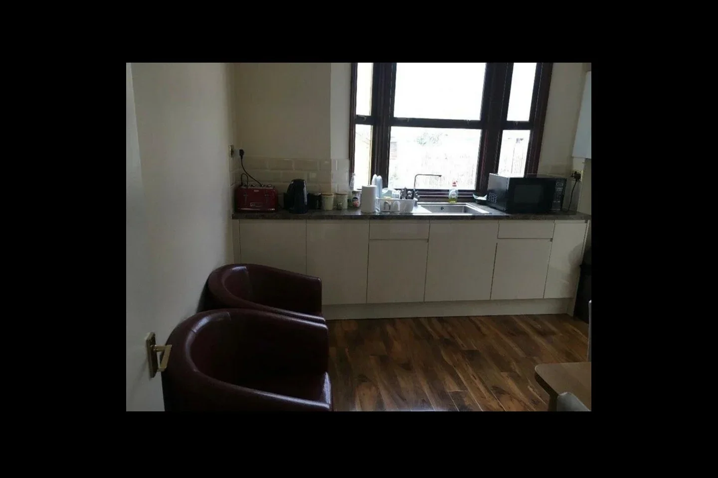 Room Romford Road in Greater London