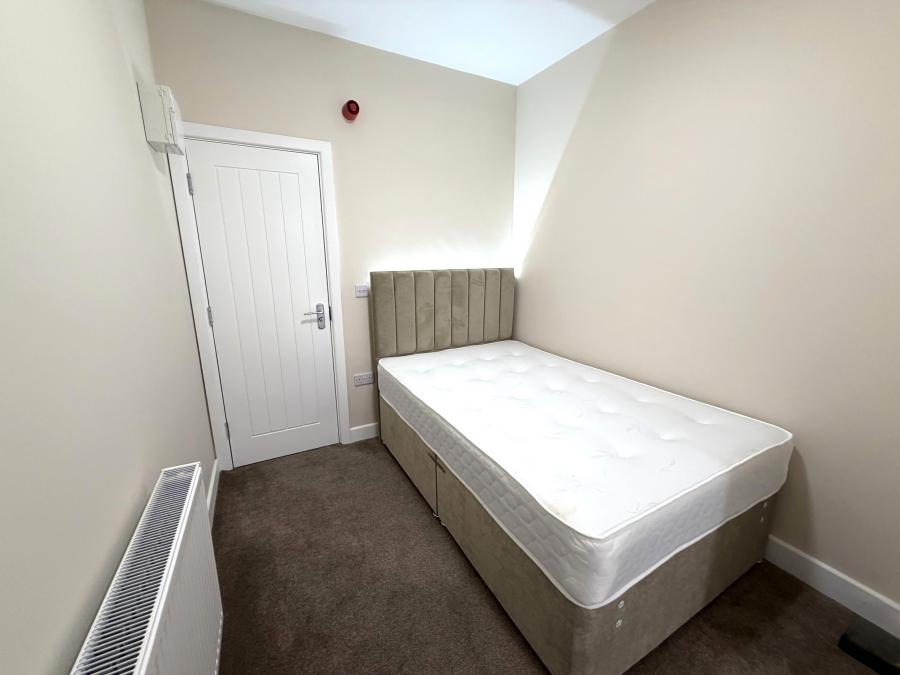 Room Claremont South Avenue in Gateshead