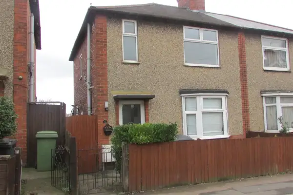 Room Elsden Road in Wellingborough