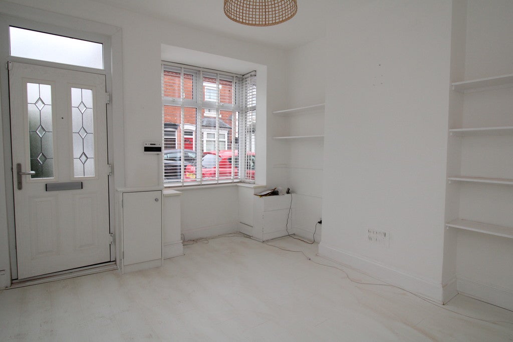 House Silverfield Close in Birmingham