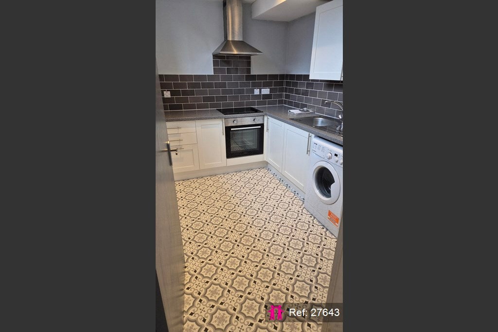 Flat Warrington Street in Tameside