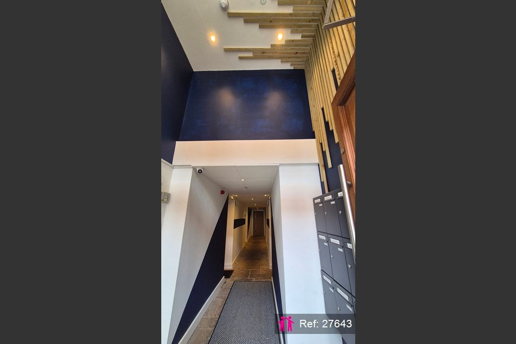 Flat Warrington Street in Tameside