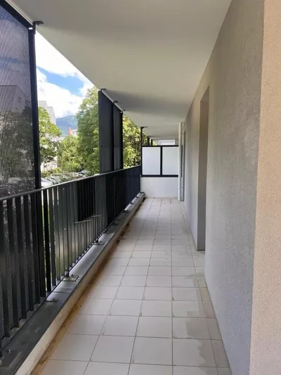 Maison Place Jean Achard à Grenoble