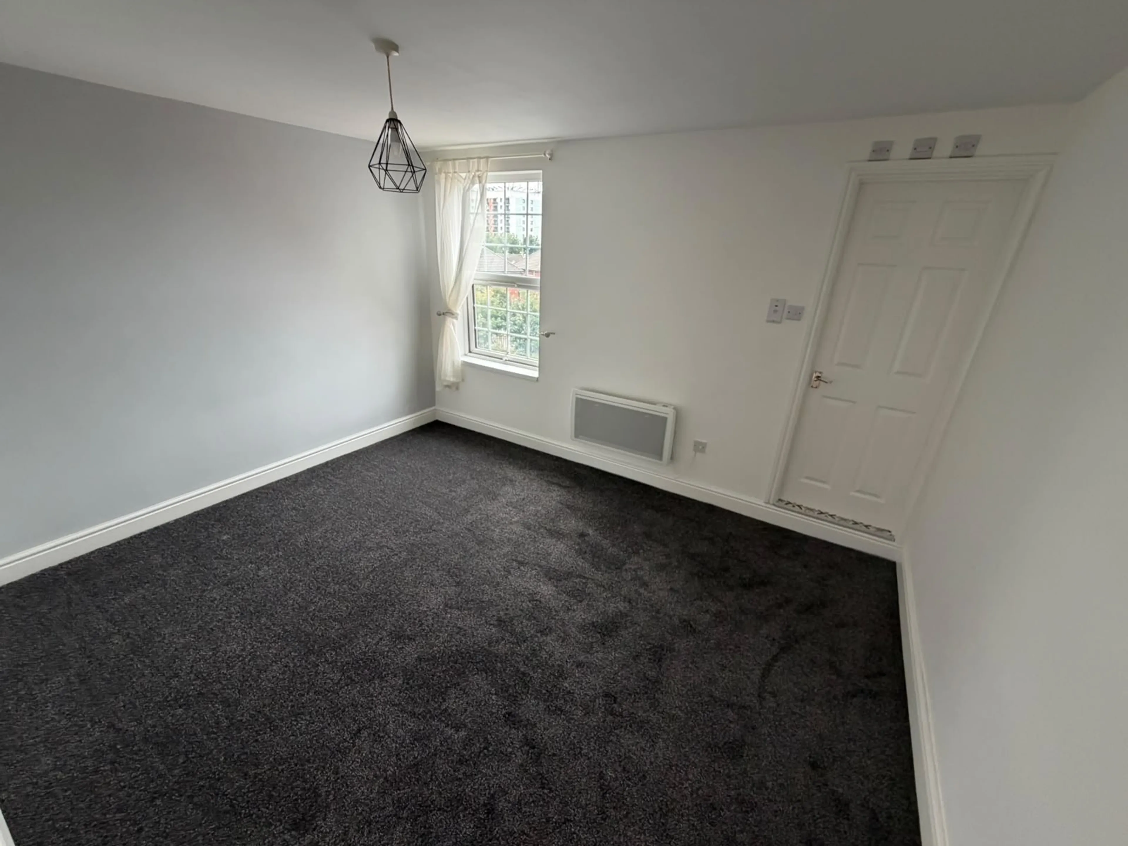 Flat Lower High Street in Sandwell