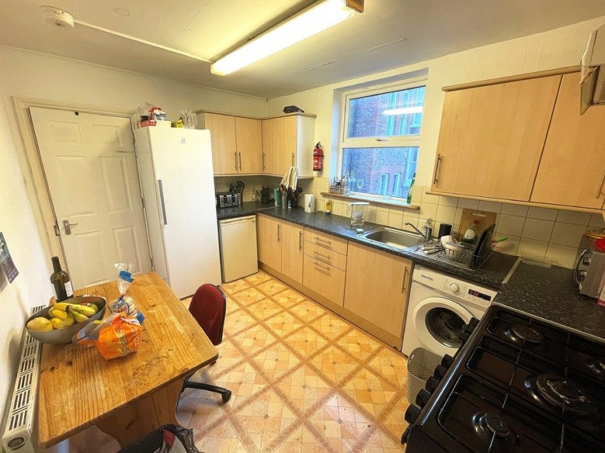 Room Havelock Road in Portsmouth