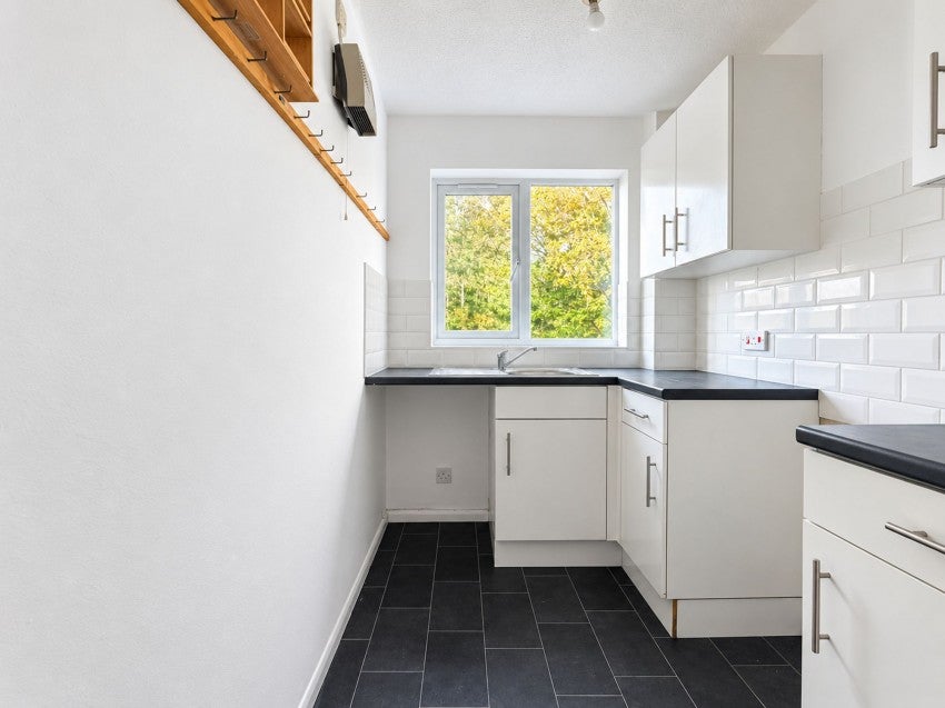 Flat Pinders Road in Hastings