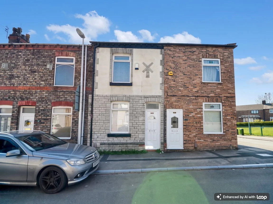 House Allerton Road in Widnes