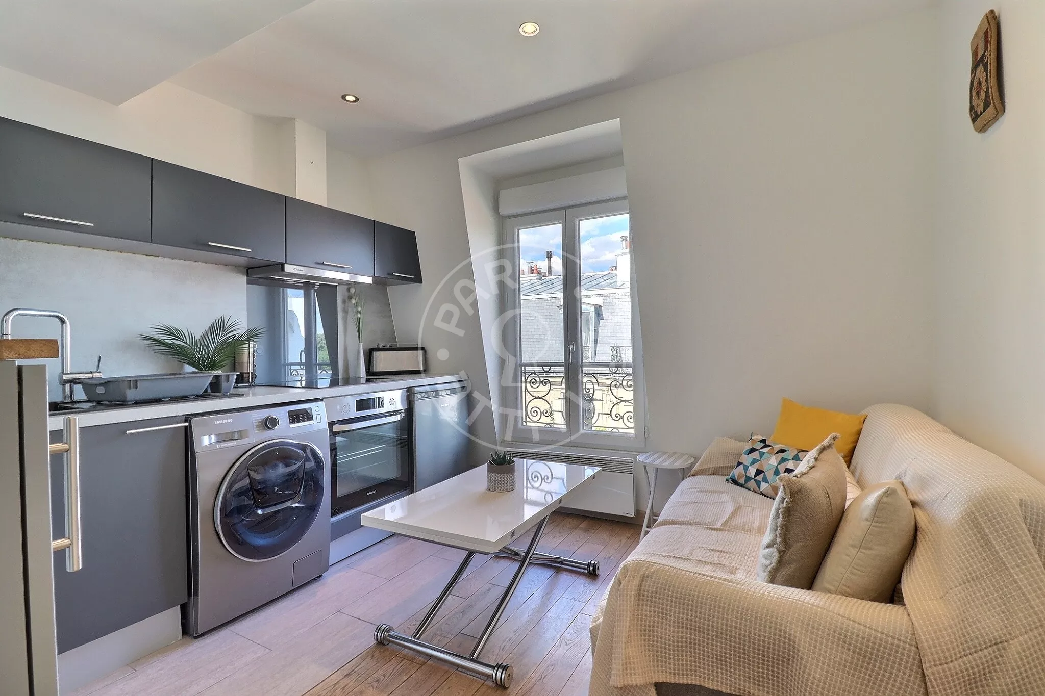 Appartement Rue Cavallotti à Paris