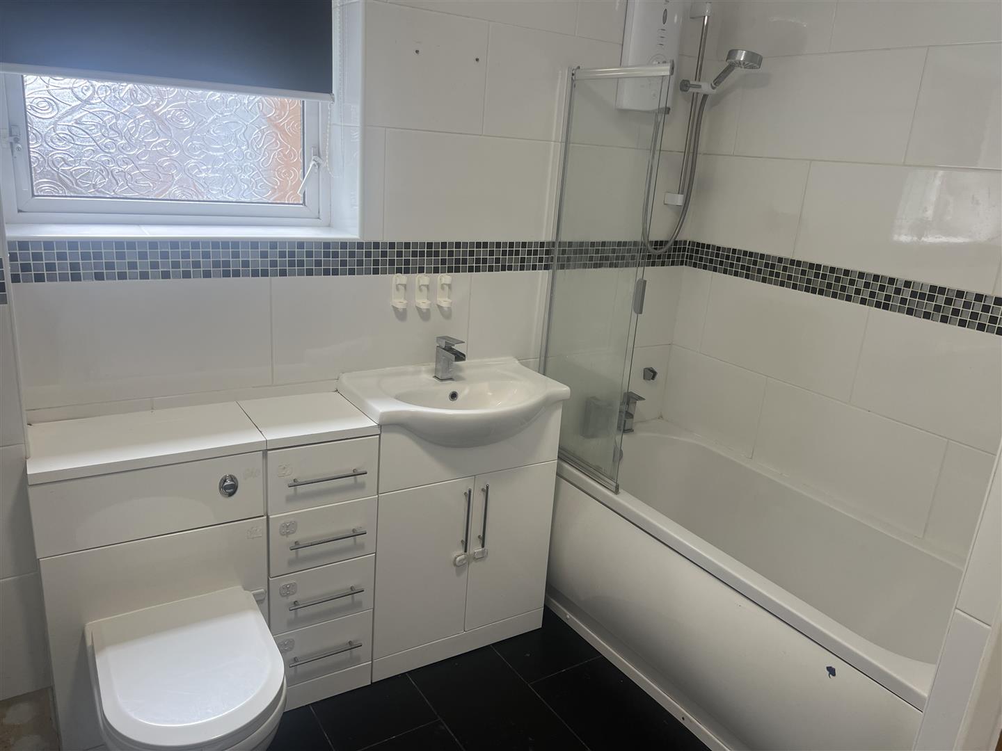 Flat Harringworth Court in Walsall