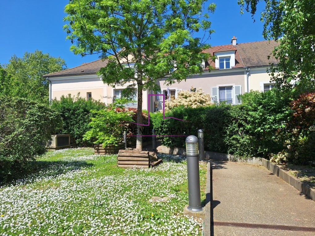 Flat Rue de Paris in Maisons-Laffitte