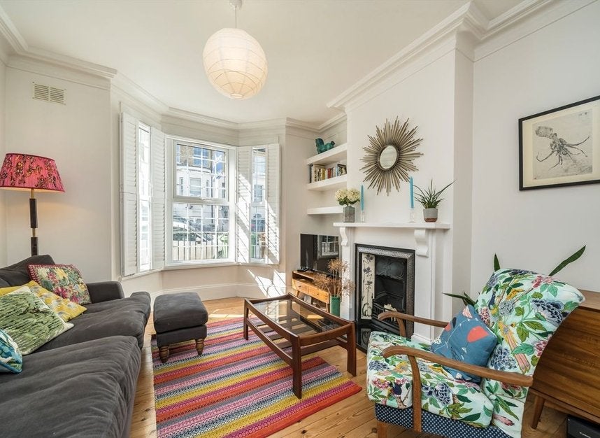 House Doggett Road in Greater London
