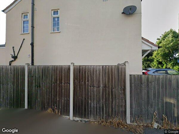 Room Brook Crescent in Slough