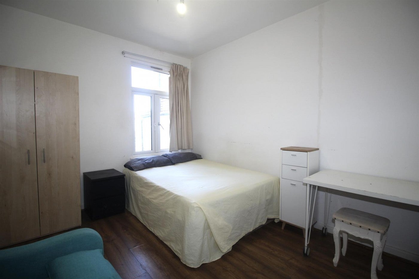 Room Southbury Road in Greater London