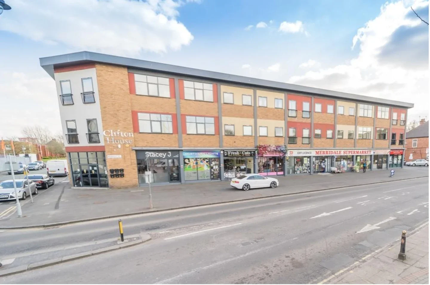 Flat Merridale Road in Wolverhampton