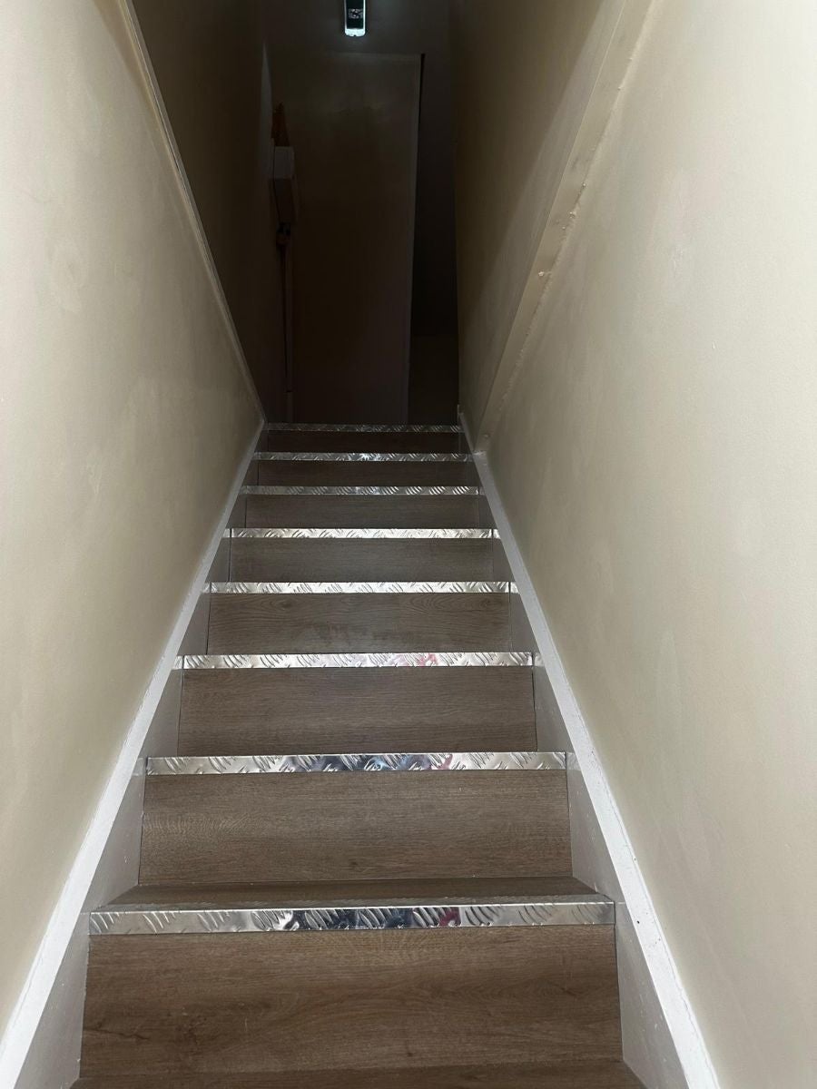 Flat Northolt Road in Greater London