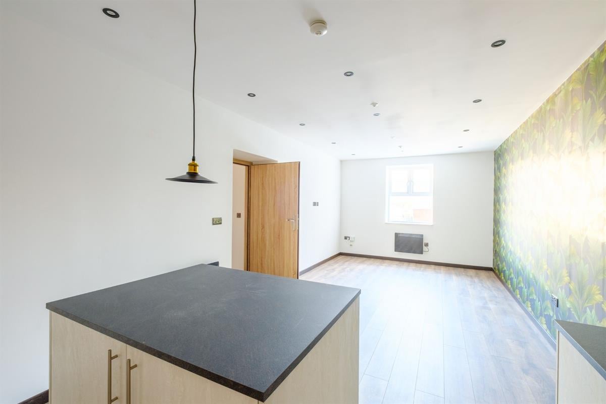 Flat Standish Street in Chorley