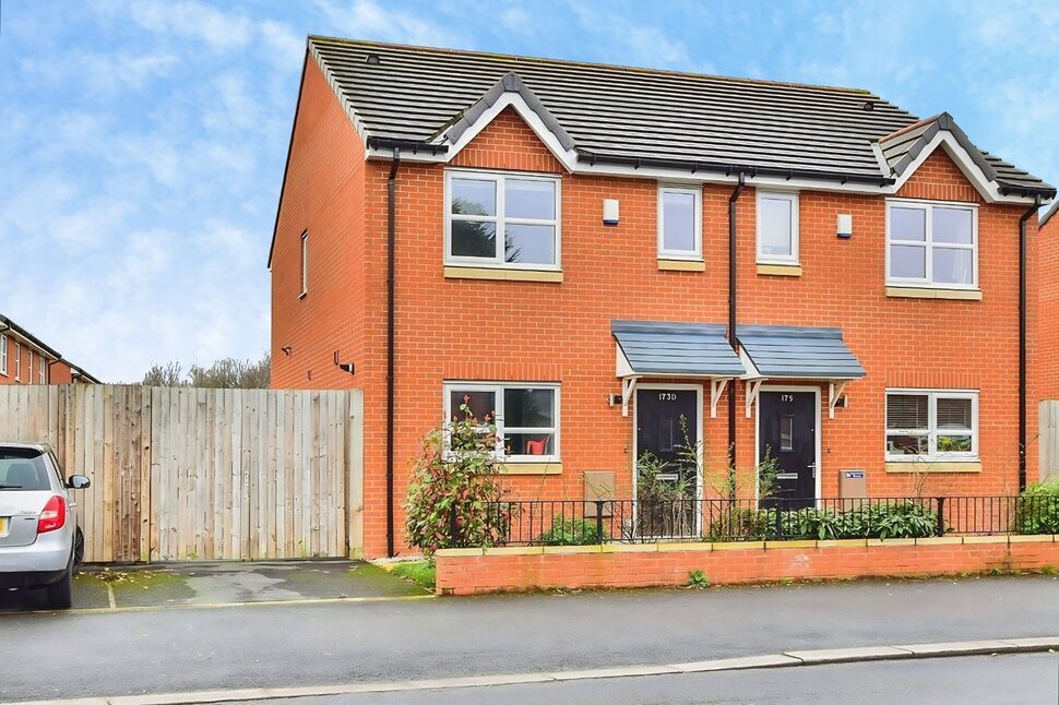 House Darley Avenue in Manchester