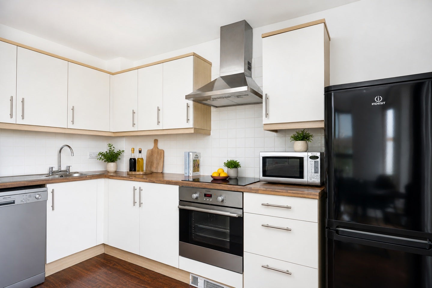 Flat Holkham Walk in Milton Keynes