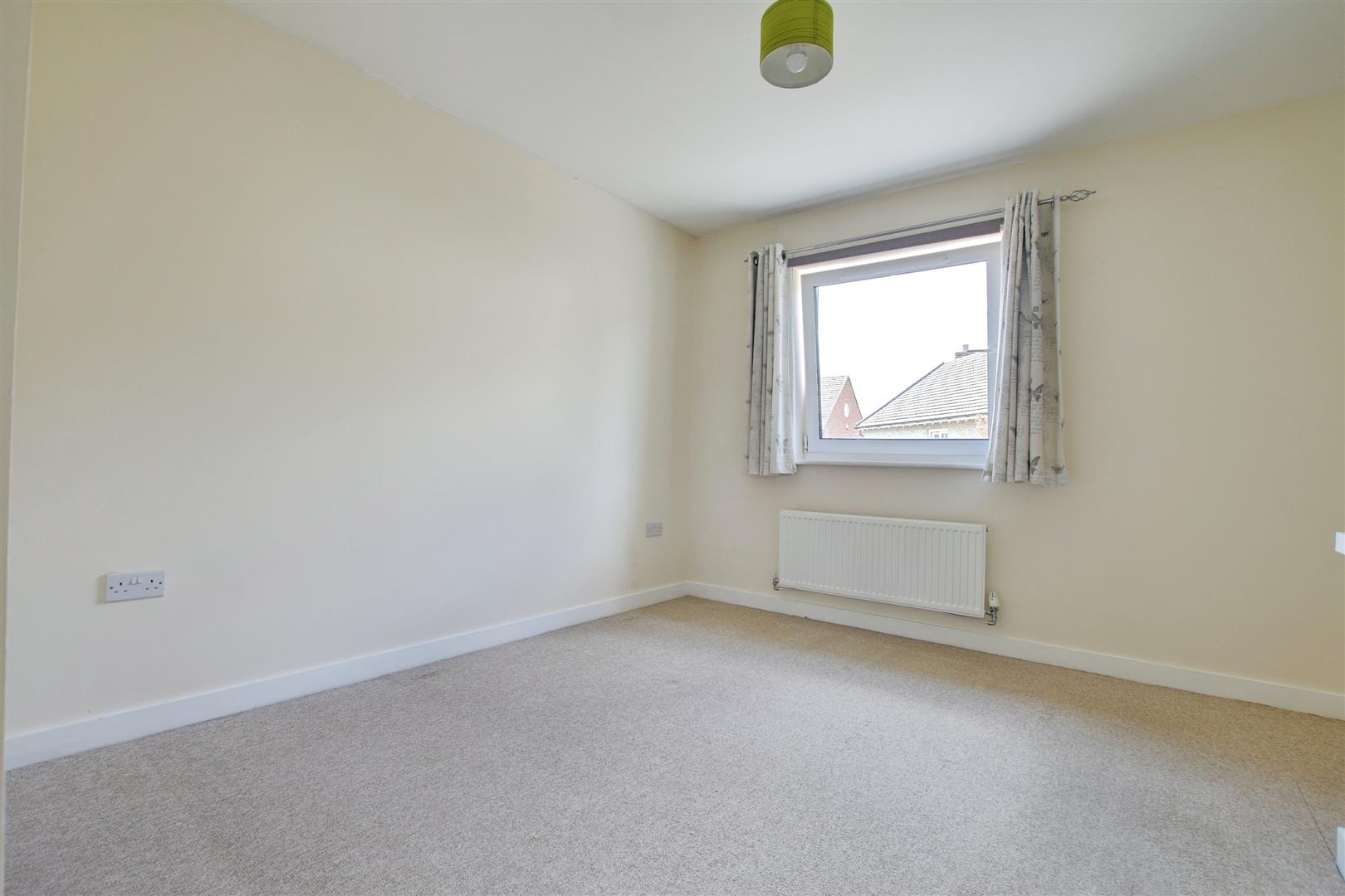 Flat Freston Close in Huntingdonshire