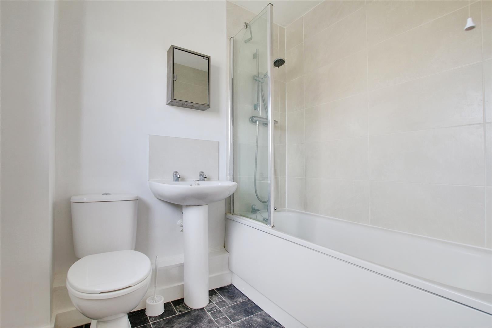 Flat Freston Close in Huntingdonshire