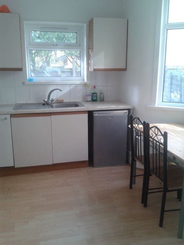 Room Wolsey Avenue in Greater London