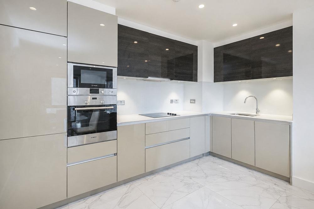 Flat Surrendale Place in City of Westminster