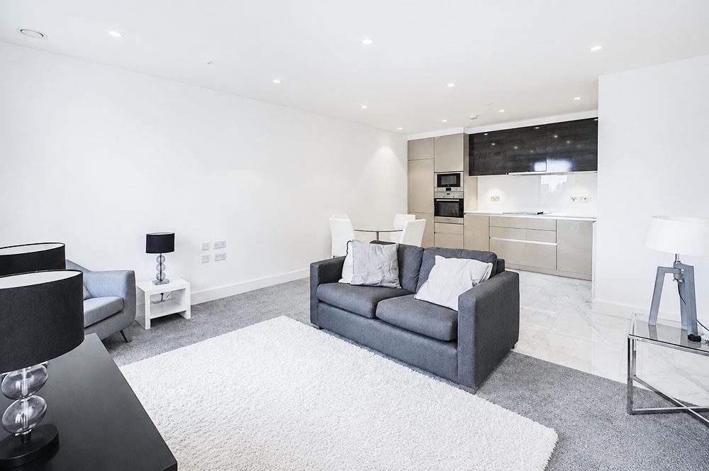 Flat Surrendale Place in City of Westminster