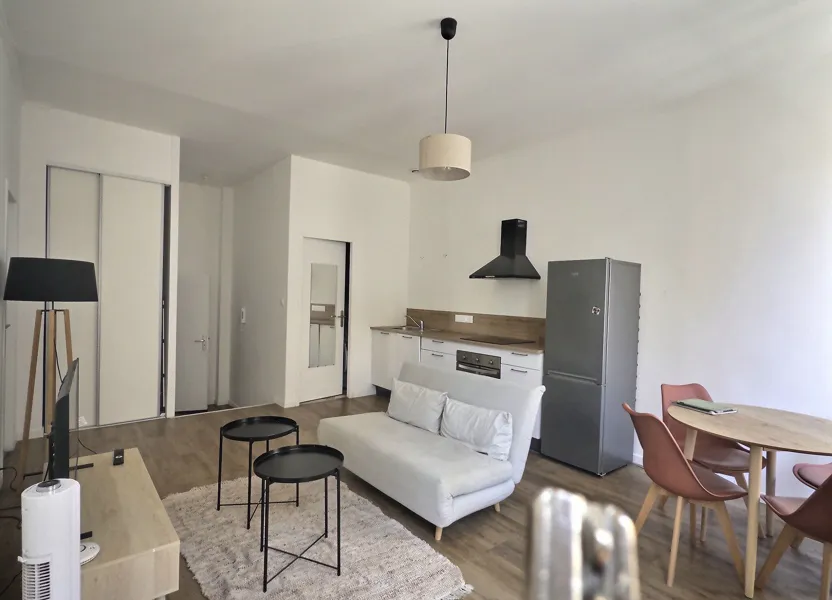 Flat Rue de Village in Marseille