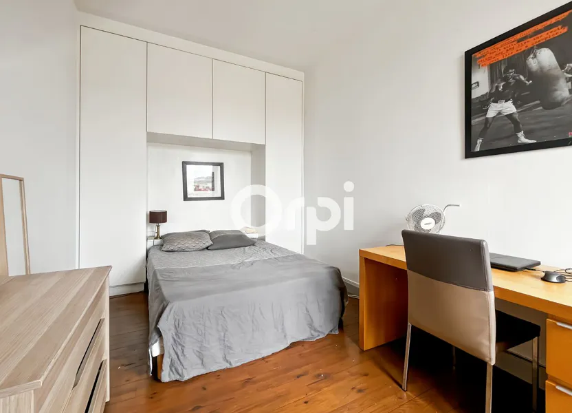 Appartement Place de la République à Saint-Symphorien-sur-Coise