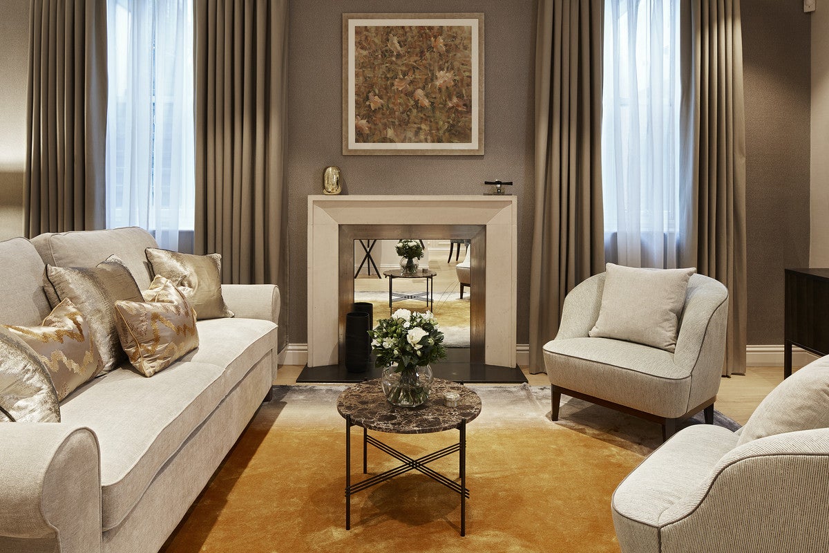 Flat Hyde Park Gate in Greater London