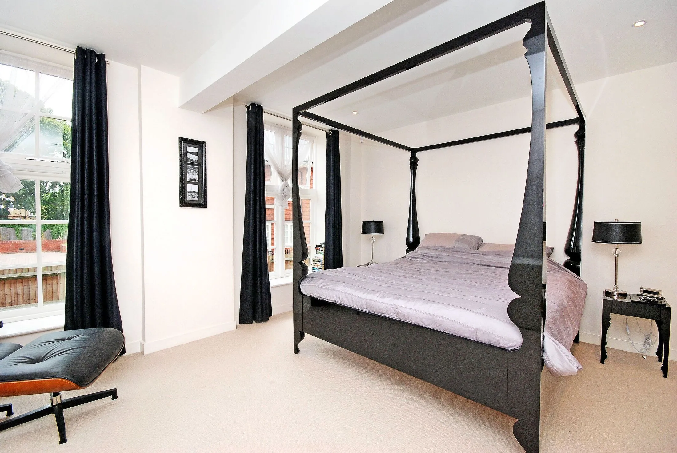 Flat Arcadian Place in Greater London