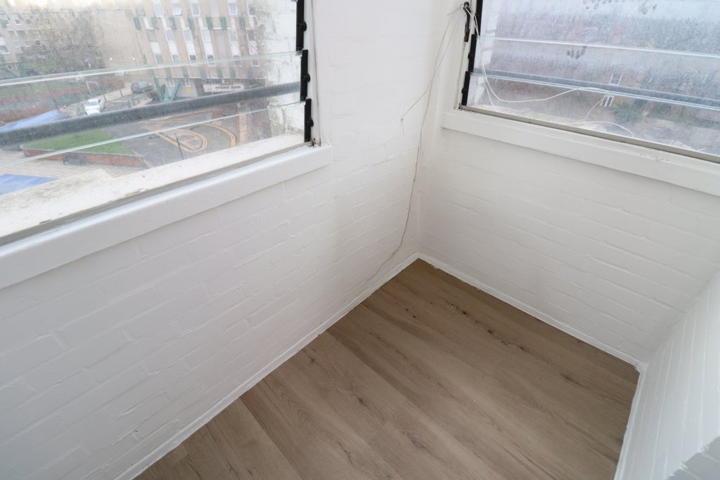 Room Globe Road in Greater London