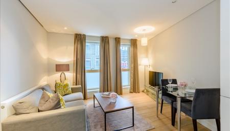 Flat Harbet Road in City of Westminster